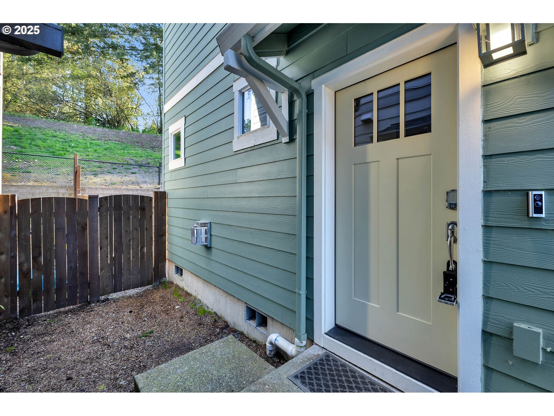 4147 South Canyon View Circle Ridgefield, WA 98642 - Photo 5 of 44 a view of outdoor space and wooden deck