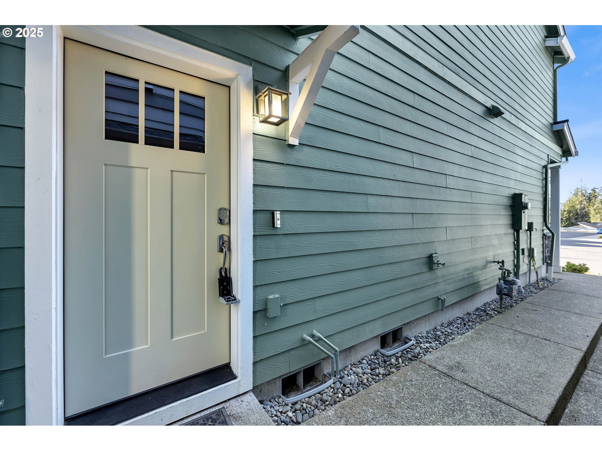 4147 South Canyon View Circle Ridgefield, WA 98642 - Photo 7 of 44 a view of front door of house