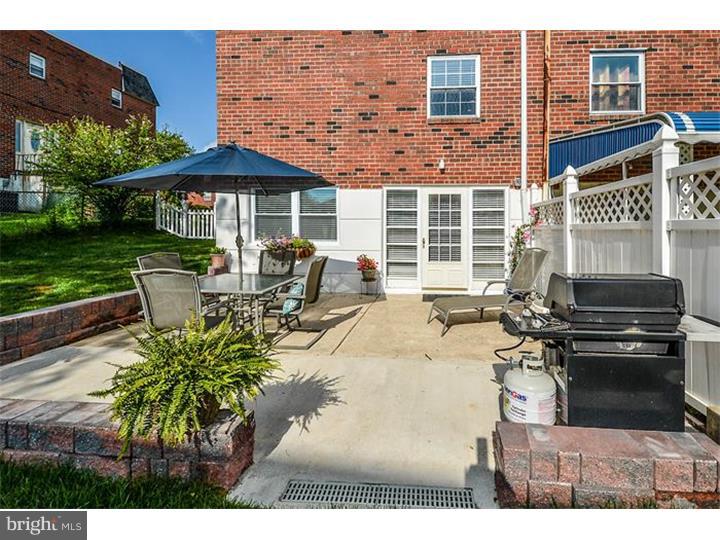 11815 Dumont Road Philadelphia, PA 19116 - Photo 23 of 25 Patio