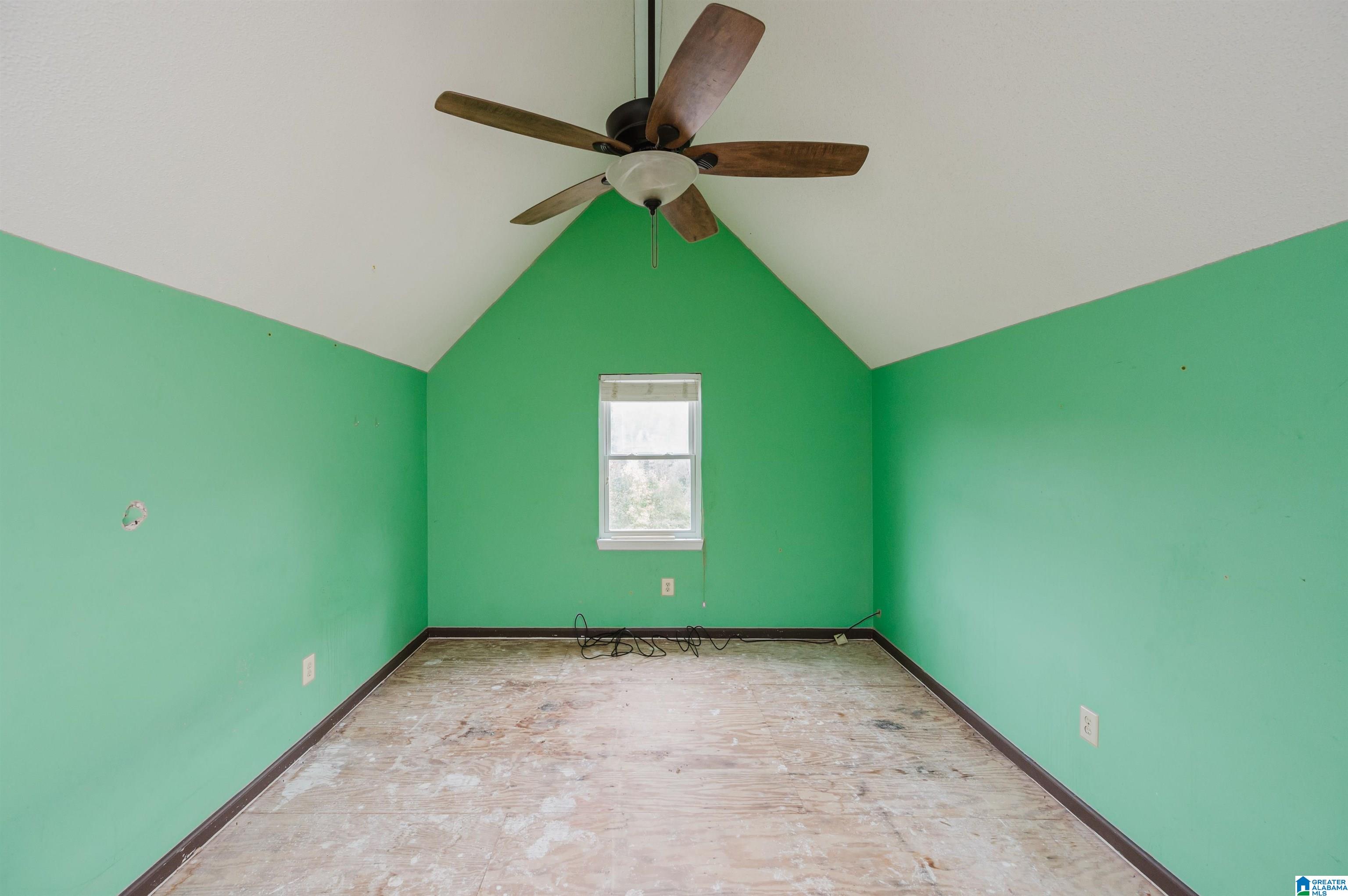 8988 Bankston Road Warrior, AL 35180 - Photo 32 of 47