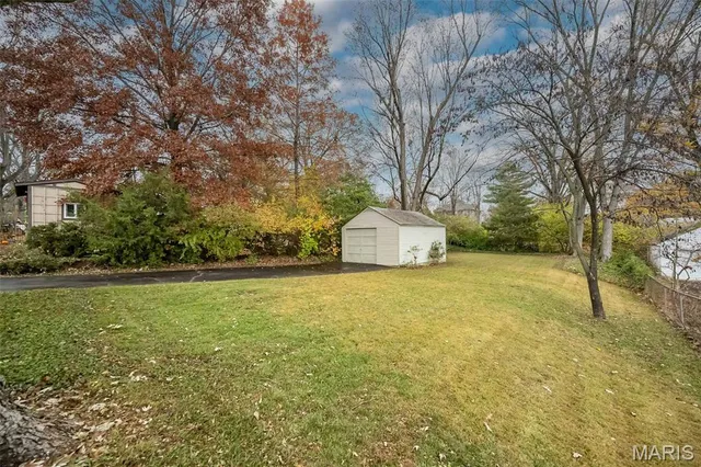 $279,000 | 340 Calvert Avenue, Webster Groves, MO 63119