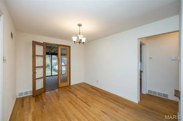 $279,000 | 340 Calvert Avenue, Webster Groves, MO 63119