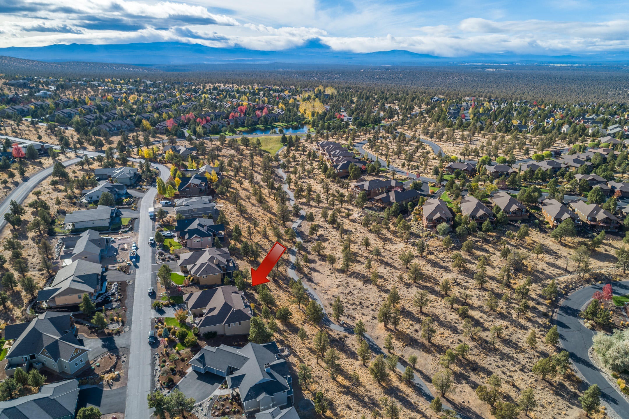 537 Highland Meadow Loop Redmond, OR 97756 - Photo 31 of 35 View of home towards Cascade Mountains