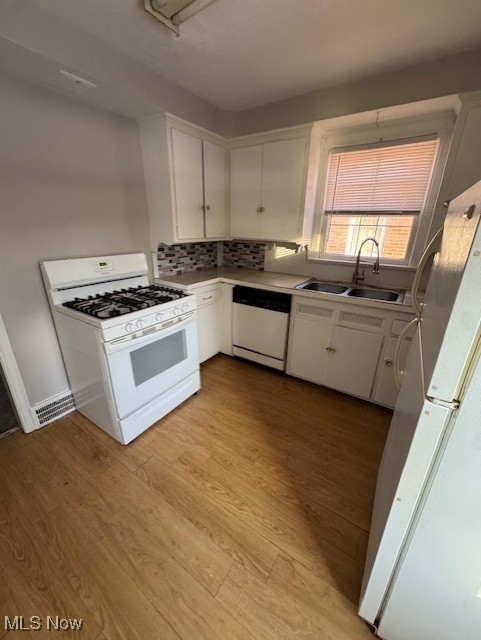 13518 Cedar Road Cleveland, OH 44118 - Photo 3 of 6