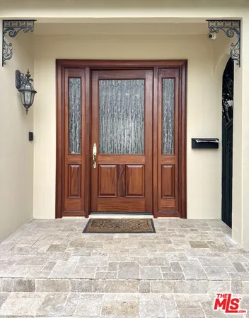 a view of a entryway