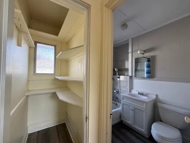 $1,500 | 2053 North Kenneth Avenue, Unit 2, Chicago, IL 60639