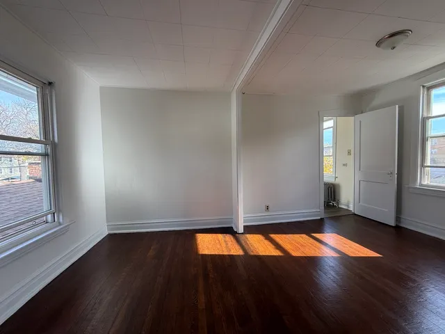 $1,500 | 2053 North Kenneth Avenue, Unit 2, Chicago, IL 60639