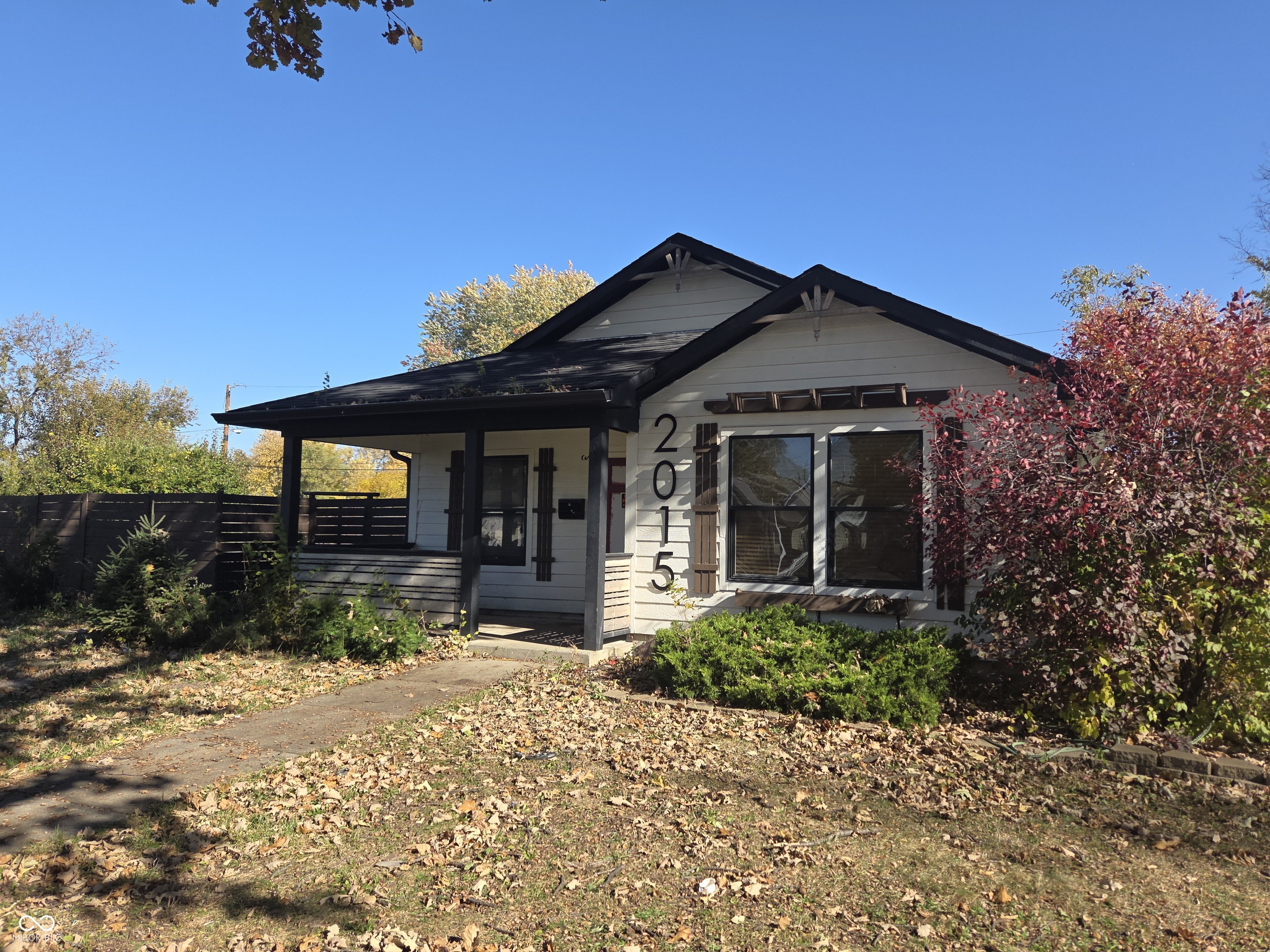 2015 Ralston Avenue Indianapolis, IN 46218 - Photo 2 of 21