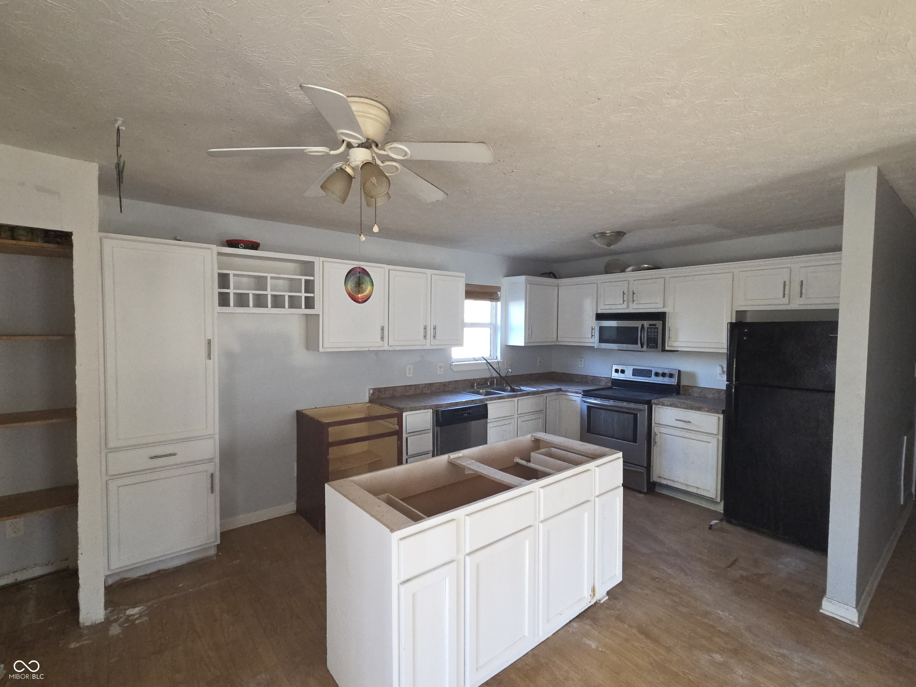 2015 Ralston Avenue Indianapolis, IN 46218 - Photo 9 of 21