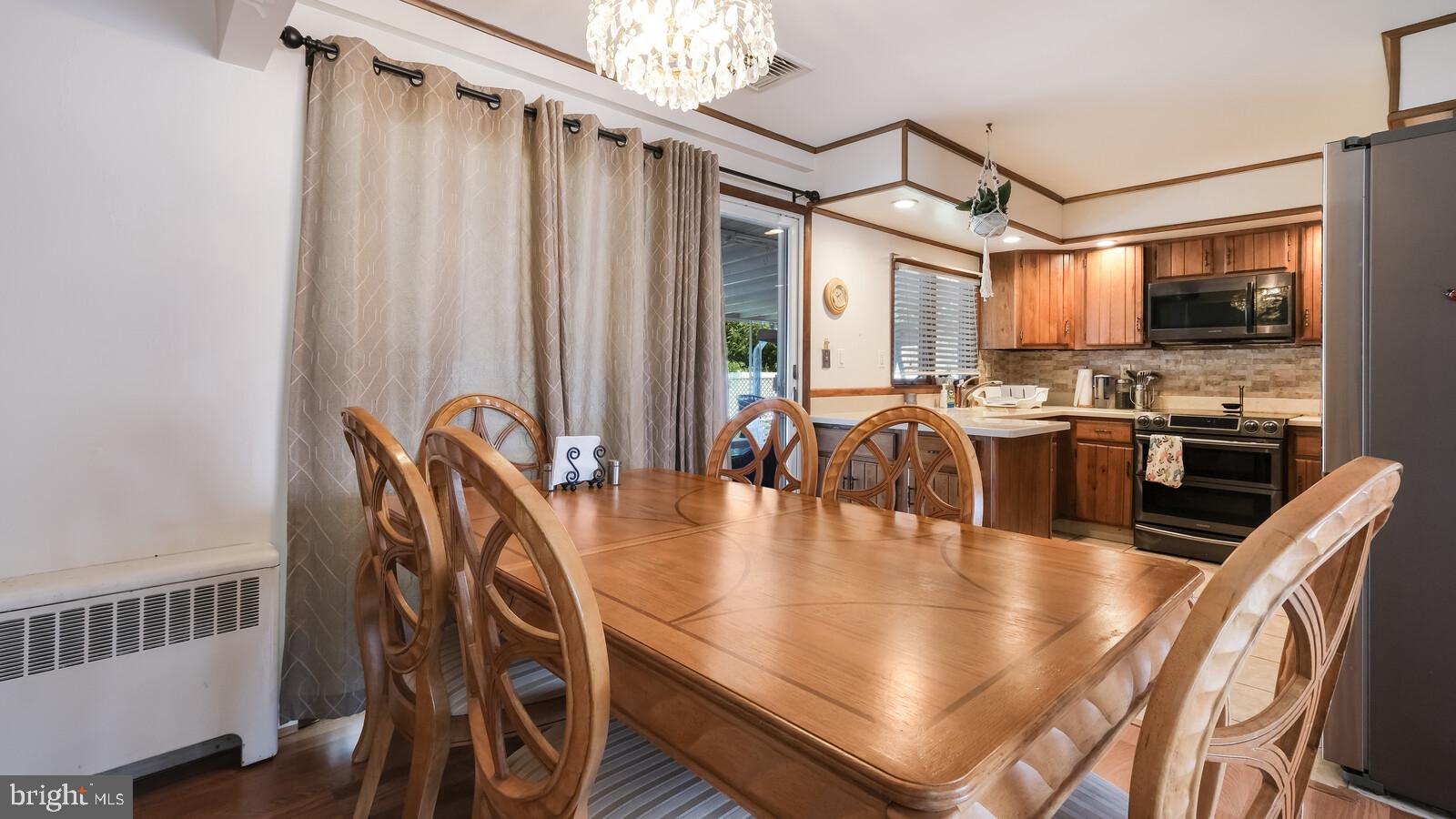 48 Hemlock Road Levittown, PA 19056 - Photo 10 of 32 Gallery Image 10