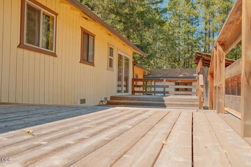3781 Dick George Road Cave Junction, OR 97523 - Photo 5 of 31 Gallery Image 5