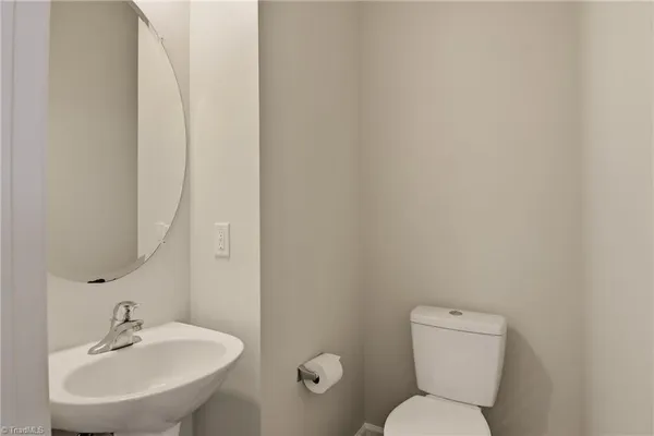 $2,000 | 4623 Village Square Court, Greensboro, NC 27409