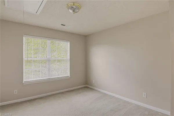 $2,000 | 4623 Village Square Court, Greensboro, NC 27409