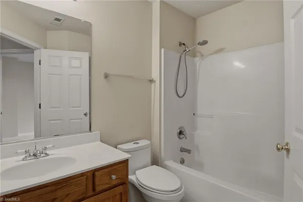 $2,000 | 4623 Village Square Court, Greensboro, NC 27409