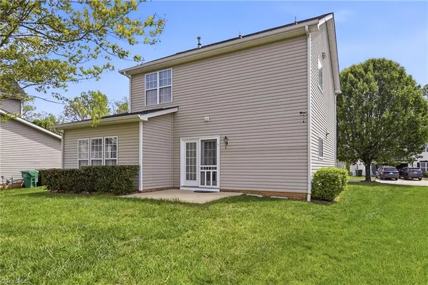 $2,000 | 4623 Village Square Court, Greensboro, NC 27409