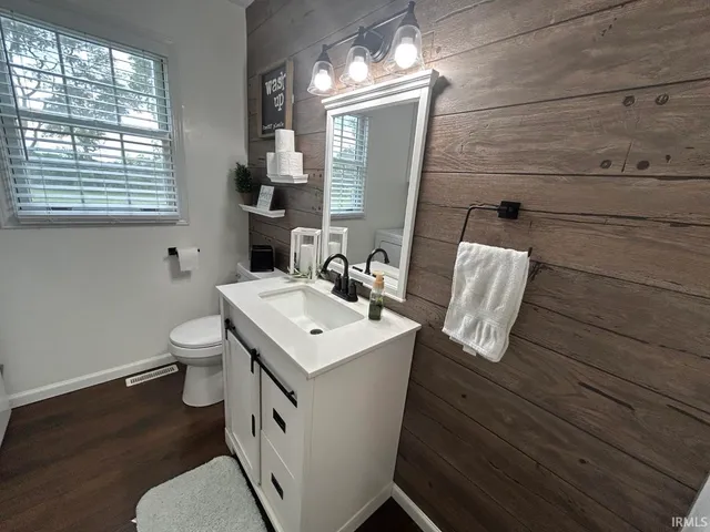 $339,000 | 11878 Ridgeview Drive, Plymouth, IN 46563