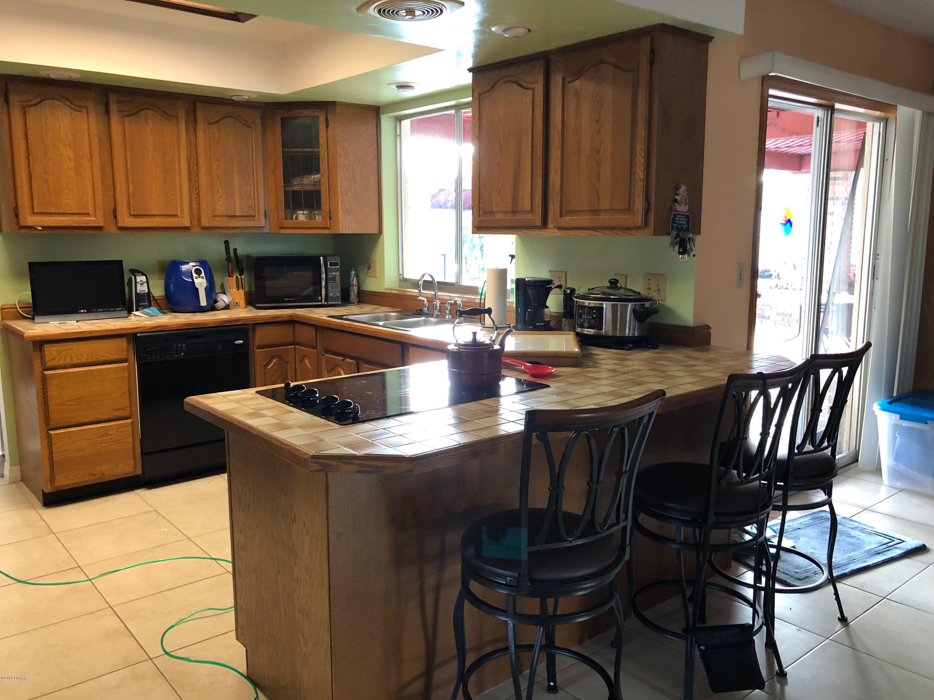 1224 Sunland Road Daytona Beach, FL 32114 - Photo 17 of 27 KITCHEN