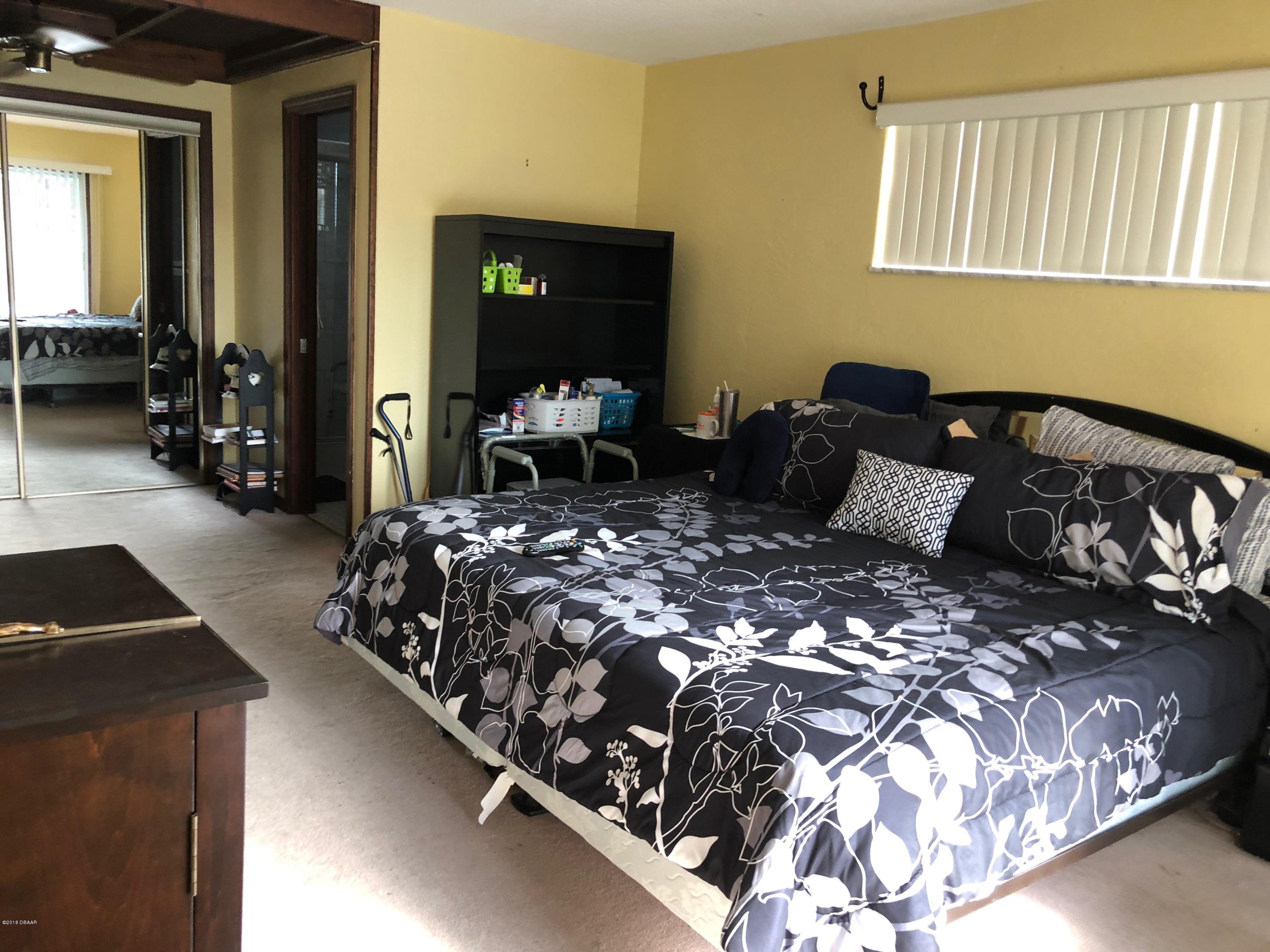 1224 Sunland Road Daytona Beach, FL 32114 - Photo 8 of 27 Master Bedroom