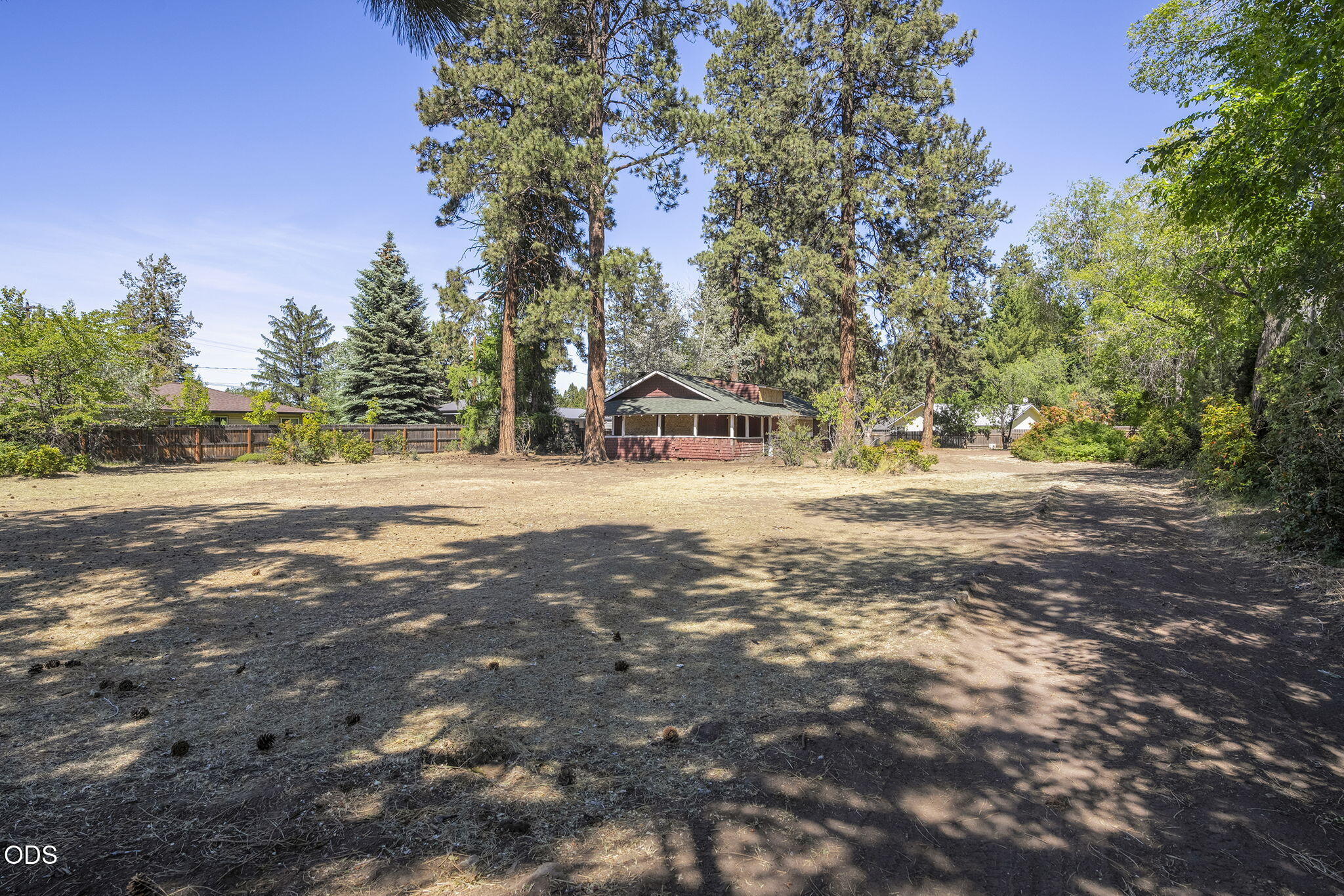 1920 Northeast 8th Street Bend, OR 97701 - Photo 13 of 29