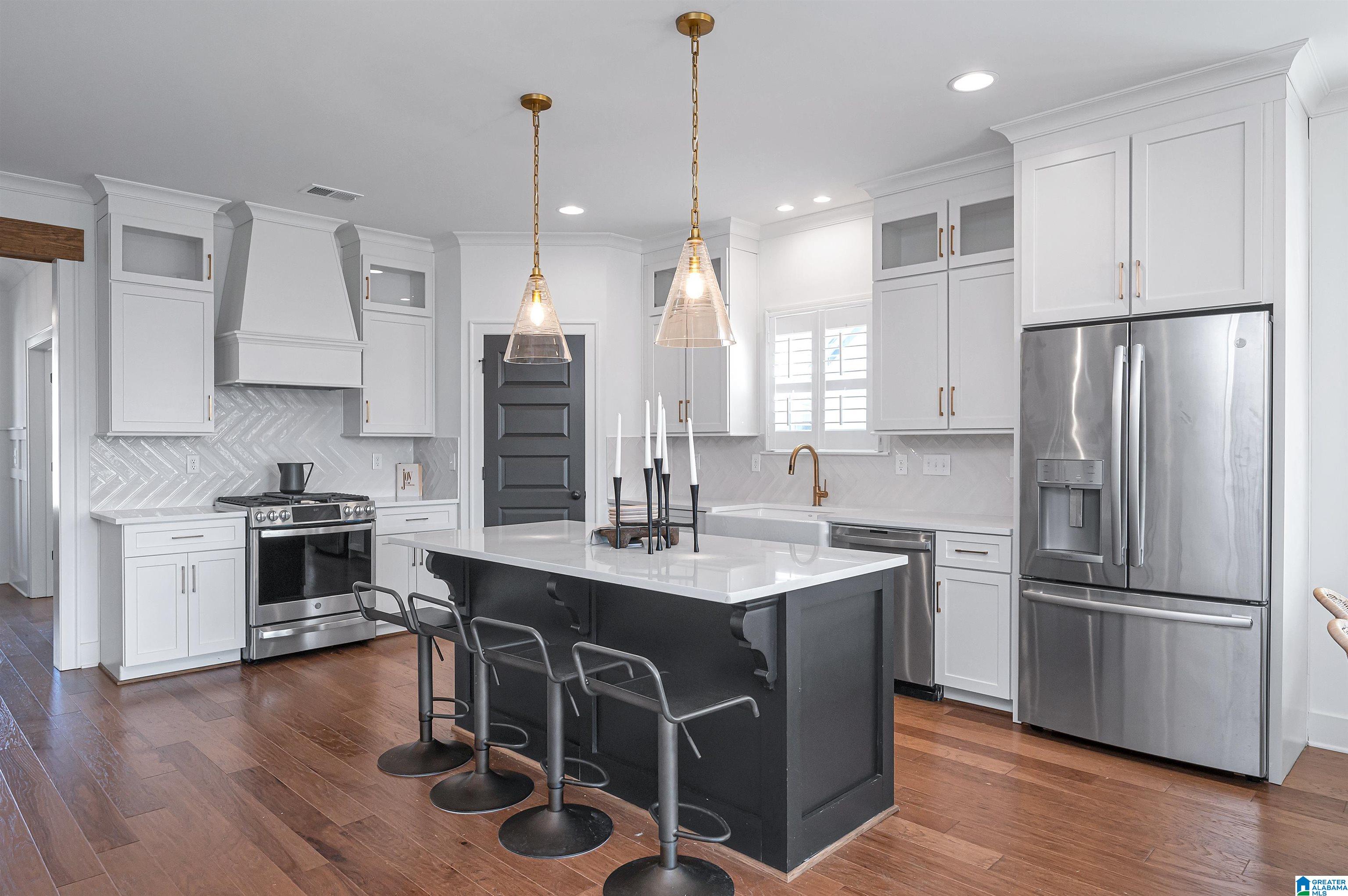 1705 Coates Pass Birmingham, AL 35244 - Photo 10 of 73