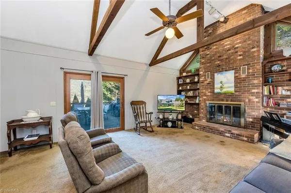 $398,000 | 257 Smitheys Country Lane, Millers Creek, NC 28651