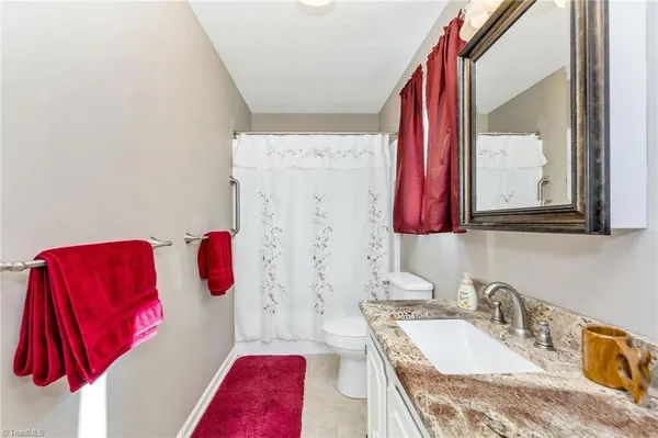 $398,000 | 257 Smitheys Country Lane, Millers Creek, NC 28651