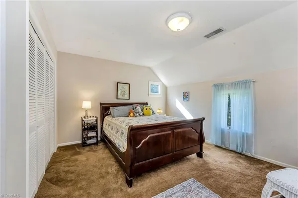 $398,000 | 257 Smitheys Country Lane, Millers Creek, NC 28651