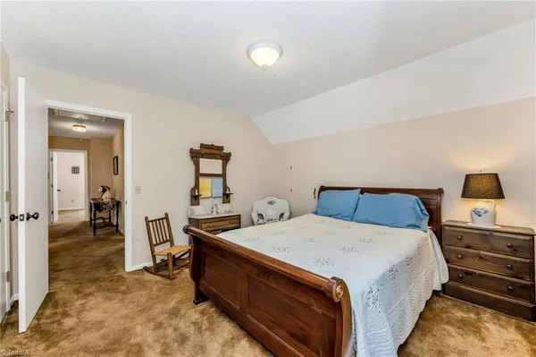 $398,000 | 257 Smitheys Country Lane, Millers Creek, NC 28651