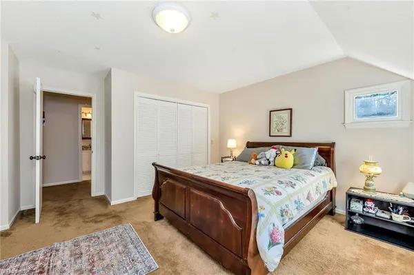 $398,000 | 257 Smitheys Country Lane, Millers Creek, NC 28651