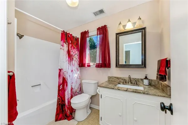 $398,000 | 257 Smitheys Country Lane, Millers Creek, NC 28651