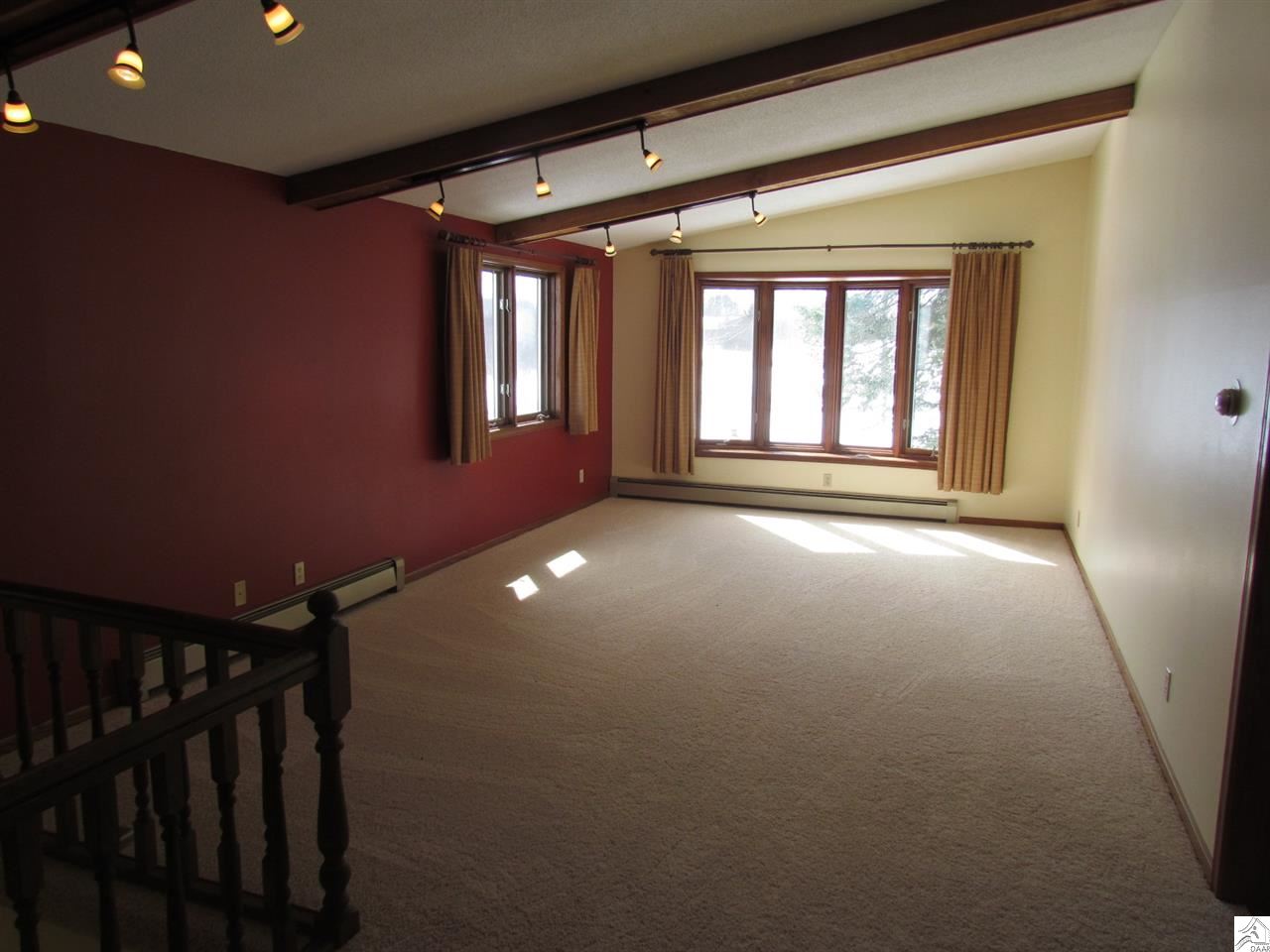 3951 Jeffrey Road Duluth, MN 55810 - Photo 5 of 16 Gallery Image 5