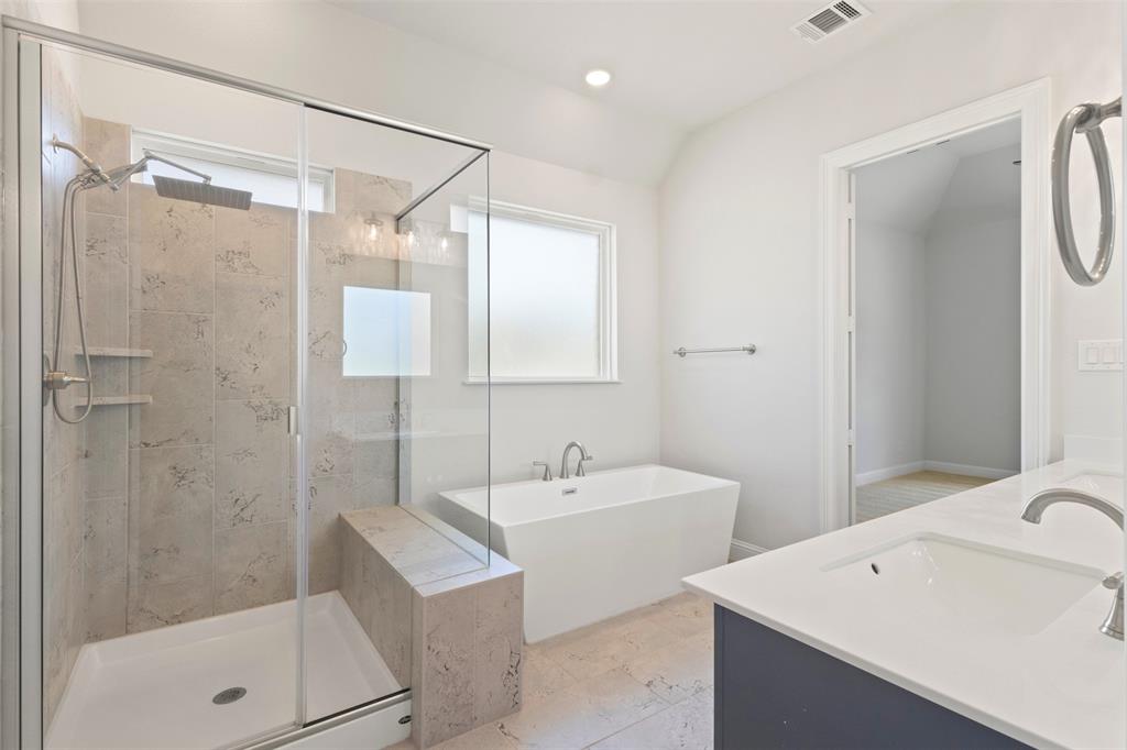 305 Monument Place Azle, TX 76020 - Photo 14 of 39