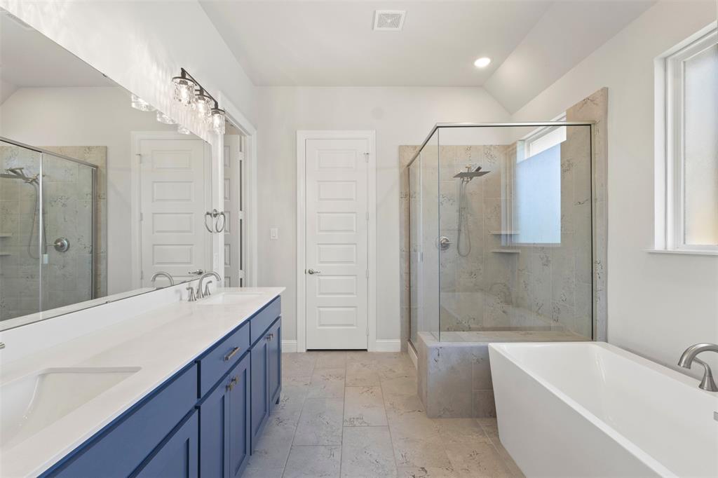 305 Monument Place Azle, TX 76020 - Photo 15 of 39