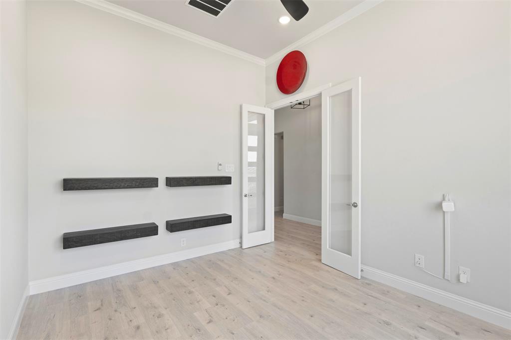 305 Monument Place Azle, TX 76020 - Photo 20 of 39