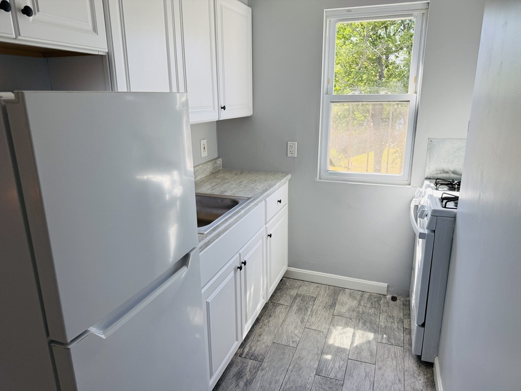 32 Newman Road, Unit 3 Malden, MA 02148 - Photo 6 of 19
