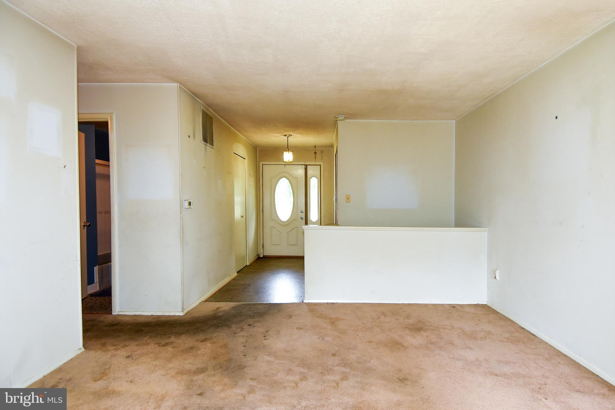 609 Harrington Road Rockville, MD 20852 - Photo 8 of 44 Gallery Image 8