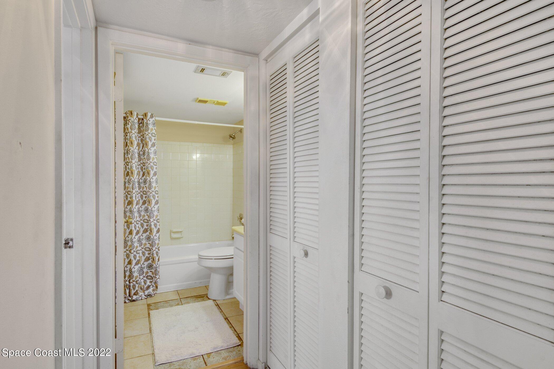 2775 North Wickham Road, Unit 302 Melbourne, FL 32935 - Photo 18 of 20 Hall Bathroom