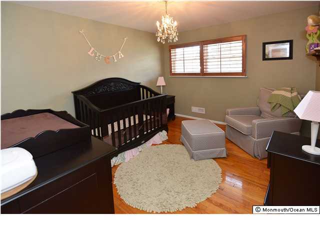 10 Old Manor Road Holmdel, NJ 07733 - Photo 15 of 24 Additional Photo