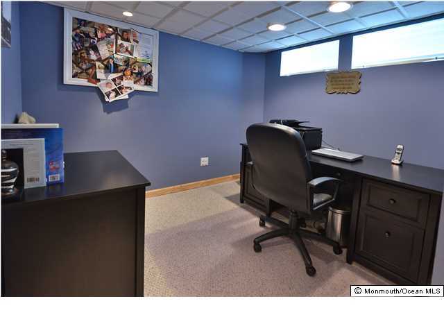 10 Old Manor Road Holmdel, NJ 07733 - Photo 21 of 24 Additional Photo