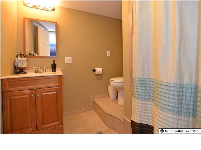 10 Old Manor Road Holmdel, NJ 07733 - Photo 22 of 24 Additional Photo
