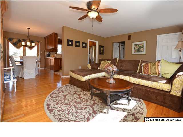 10 Old Manor Road Holmdel, NJ 07733 - Photo 6 of 24 Additional Photo
