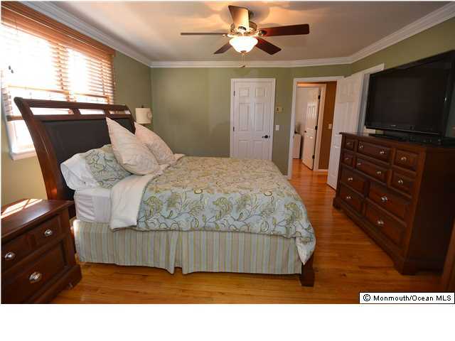 10 Old Manor Road Holmdel, NJ 07733 - Photo 10 of 24 Additional Photo