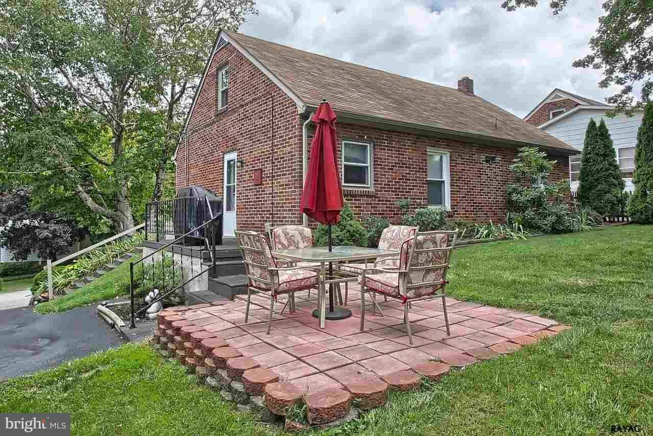 1736 Chesley Road York, PA 17403 - Photo 22 of 27 Gallery Image 22