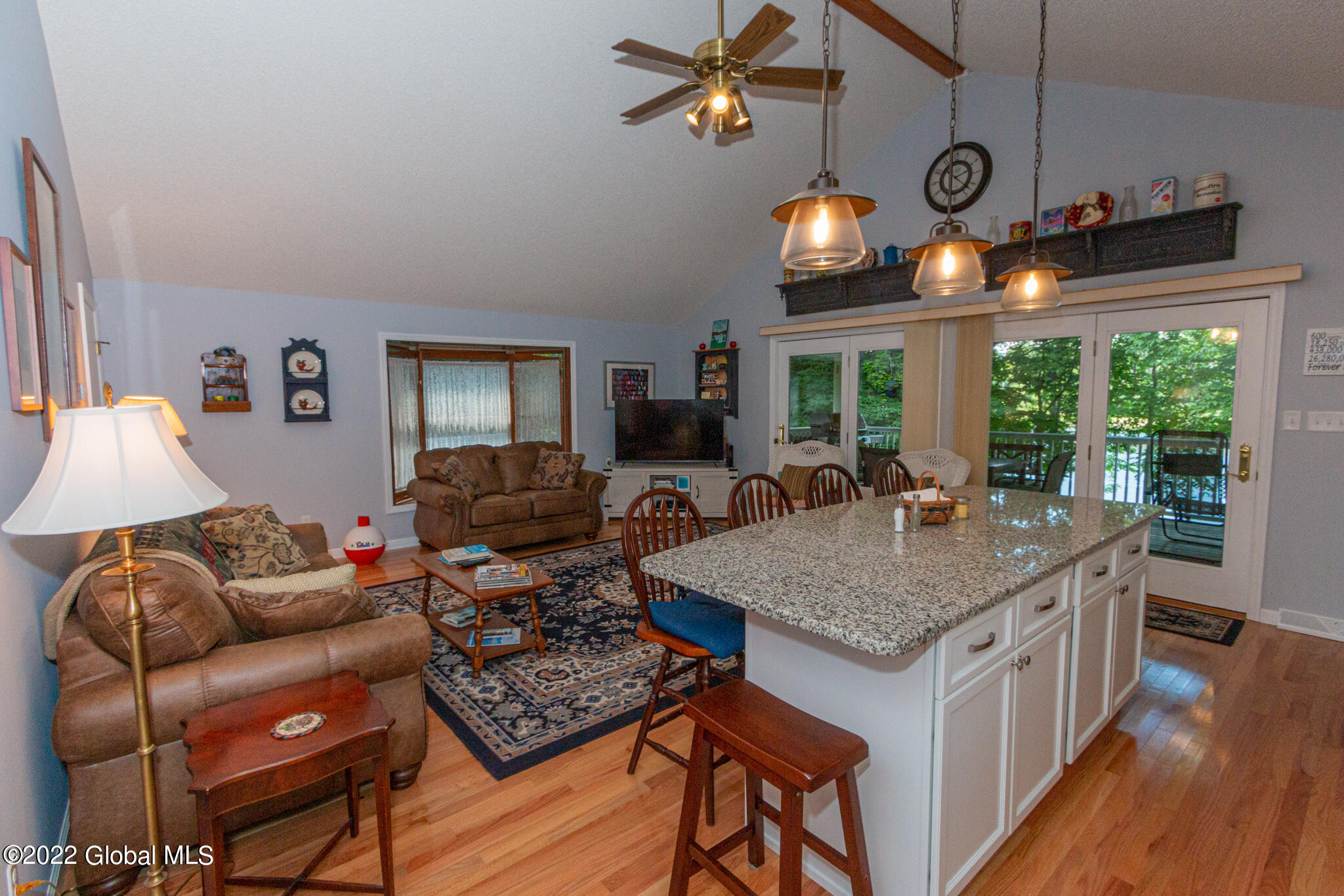 245 Maple Ridge Rd-13