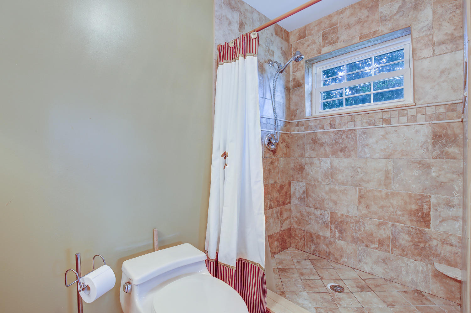 1713 Maypop Road West Palm Beach, FL 33415 - Photo 13 of 28 1713 Maypop 19