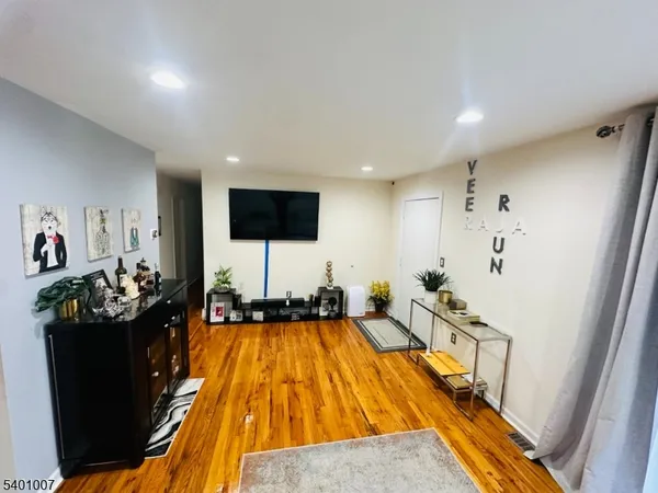 $315,000 | 2350 State Route 10, Unit 31, Morris Plains, NJ 07950