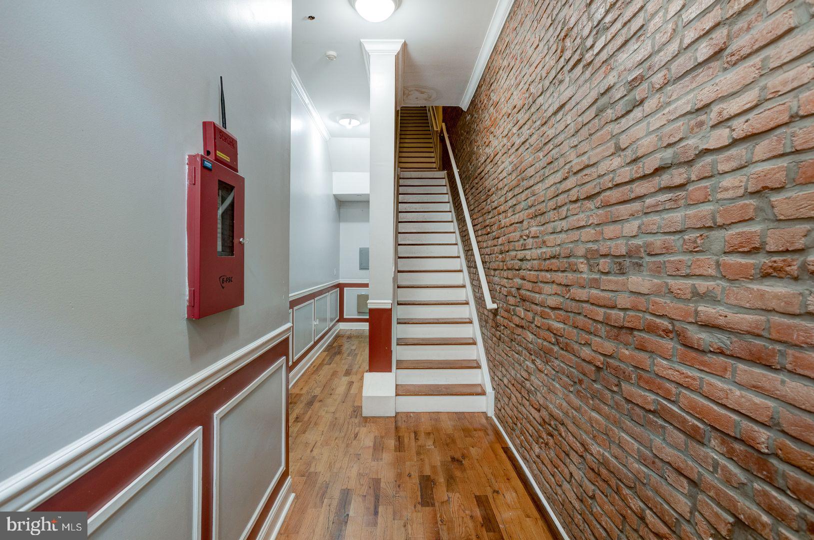 1723-0 Master Street, Unit D Philadelphia, PA 19121 - Photo 14 of 23 a view of entryway