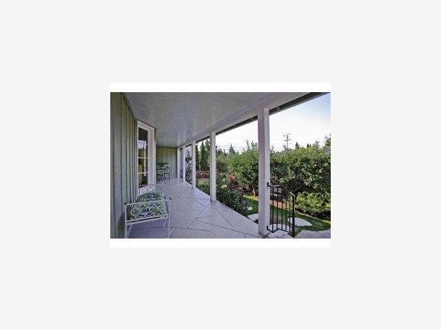 901 Harvard Road San Mateo, CA 94402 - Photo 2 of 9 Gallery Image 2