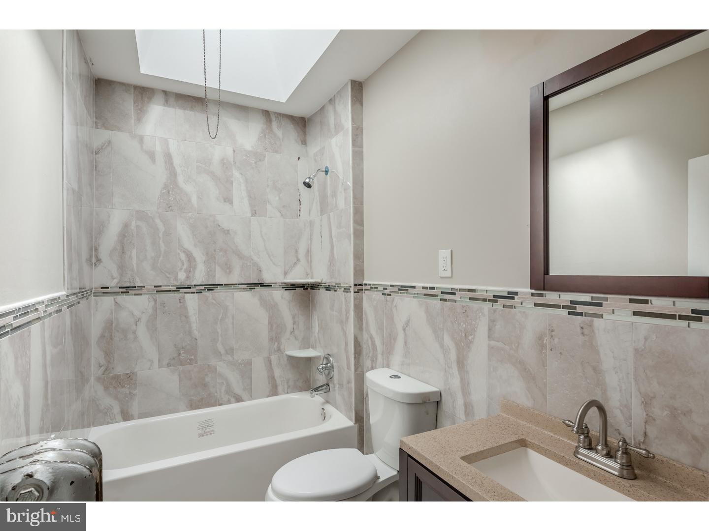 5521 Miriam Road Philadelphia, PA 19124 - Photo 15 of 25 Bathroom