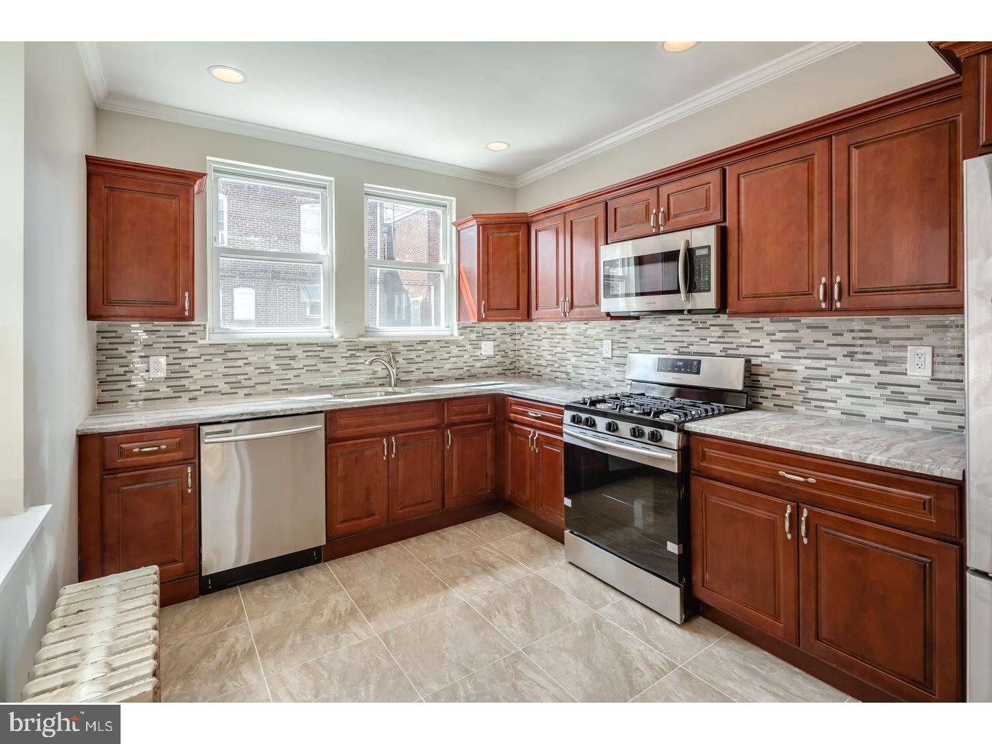 5521 Miriam Road Philadelphia, PA 19124 - Photo 8 of 25 Kitchen